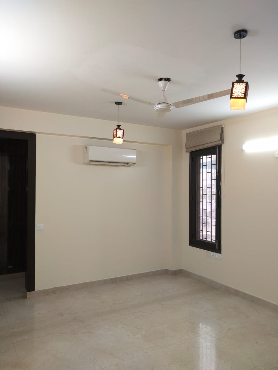 4BHK Builder Floor Available For Rent in Gulmohar Park